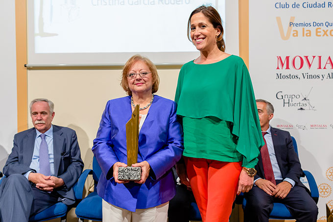 Cristina García Rodero y Rosa Romero
