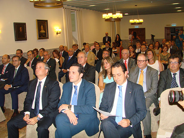 Entregados los III Premios a la Excelencia Profesional